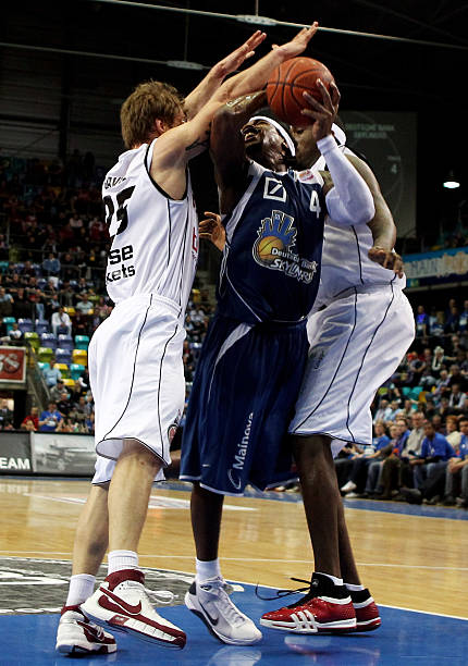 的对手时 的对手时