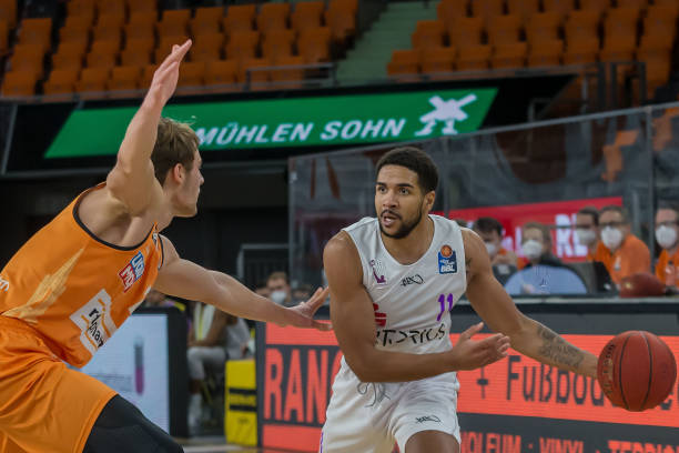 在教练的指 在教练的指