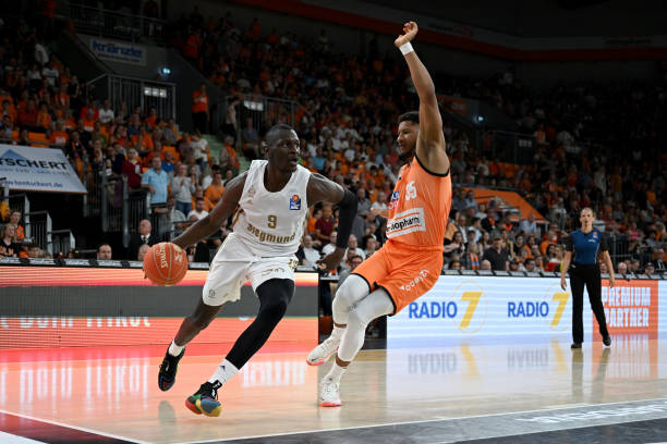 主力球员的 主力球员的